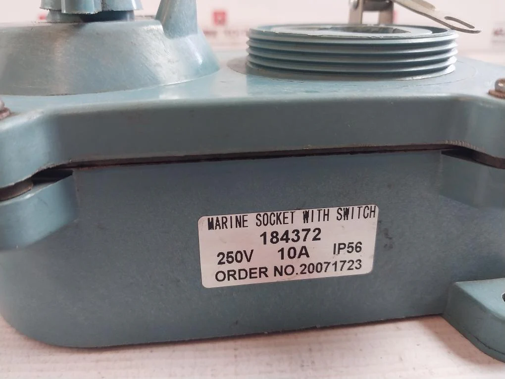 184372 Marine Socket With Switch 250V 10A Ip56 - Image 6