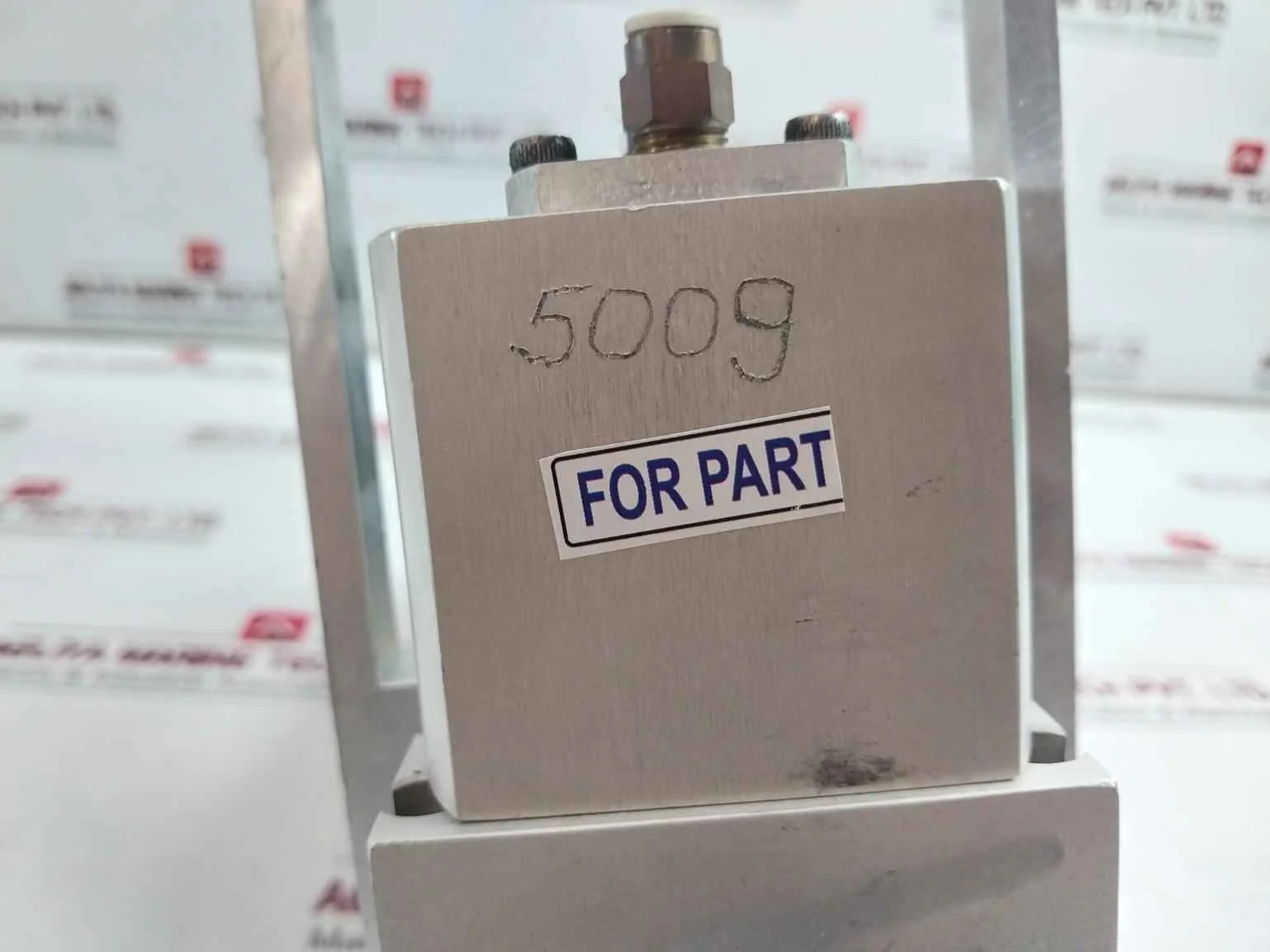 5009 Adptr+3Shutl 196/Rad 25739738469 (Not Working) - Image 8