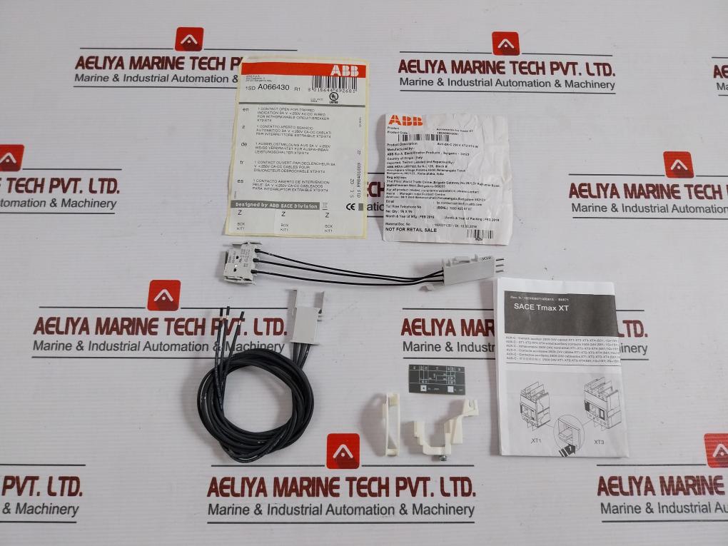 Abb 1Sda064507R1 Key Lock And Heavy Duty Padlock Kit Aux-sa-c 250 V Xt2-xt4 W - Image 2