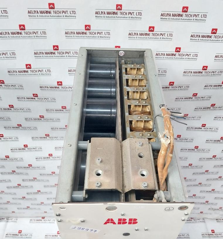 Abb Acs800-104-0440-7+E205+Q950+V991 Inverter Drive Module 709–976 Vdc 458A - Image 5