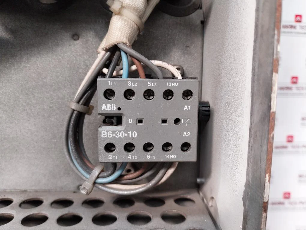 Abb Acs800-104-0440-7+E205+V991 Inverter Drive Module Acs800 68684935 - Image 28