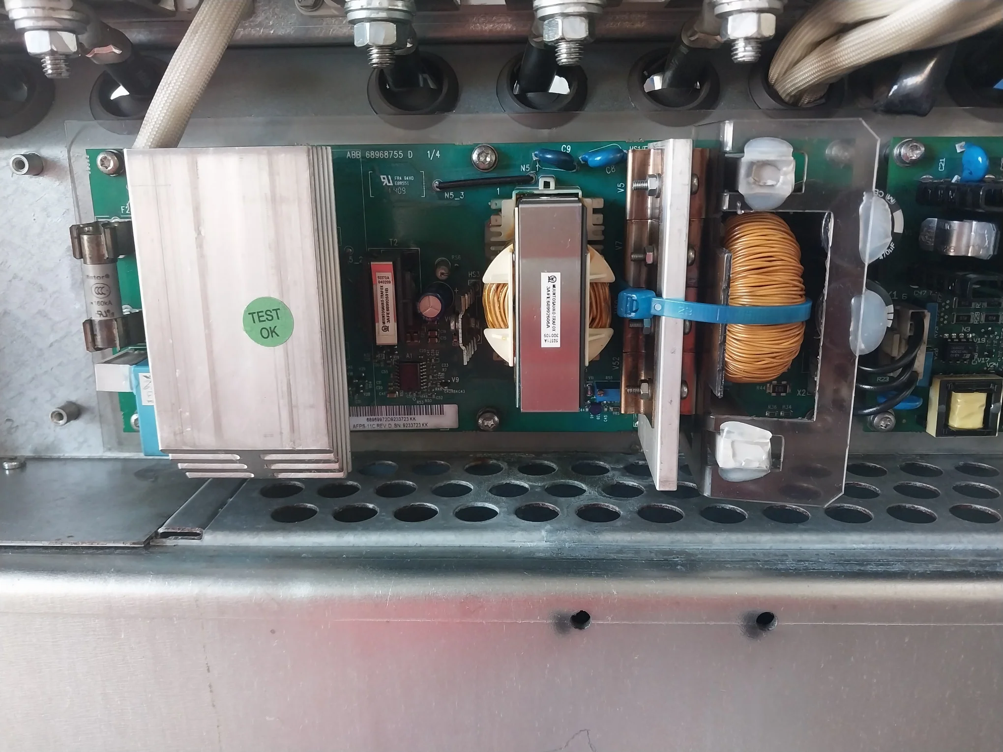 Abb Acs800-104-0580-7+C126+E205+V991 (Not Working) - Image 13