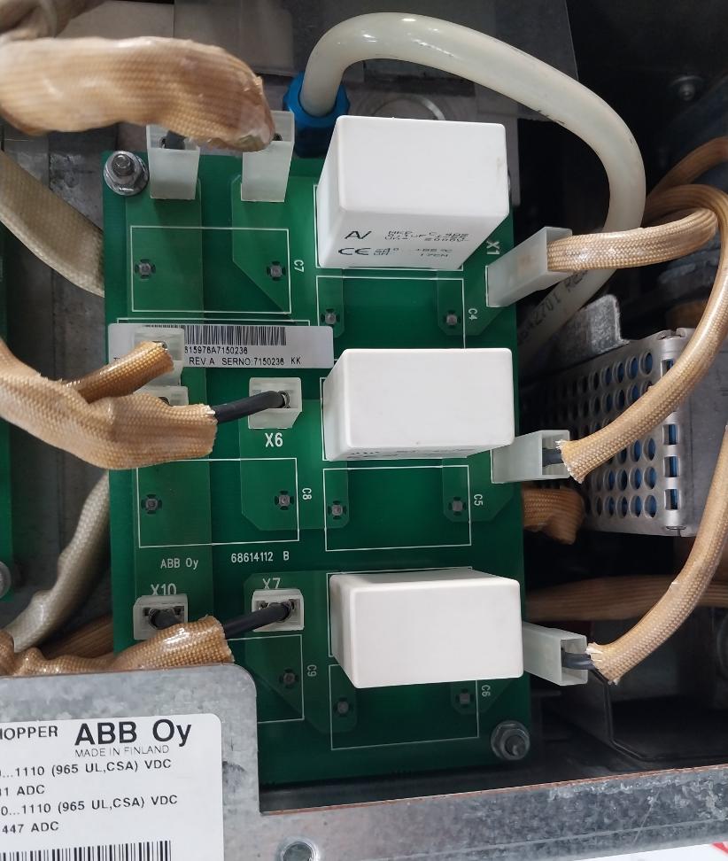 Abb Acs800-104Lc-0700-7+E205+Q950 Variable Frequency Drive 68606039 64605666B - Image 9