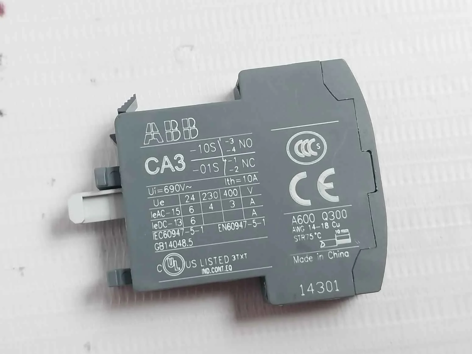 Abb Ca3-01S Auxiliary Contact Block 690V 10A 1Sbc101020M9701 - Image 6