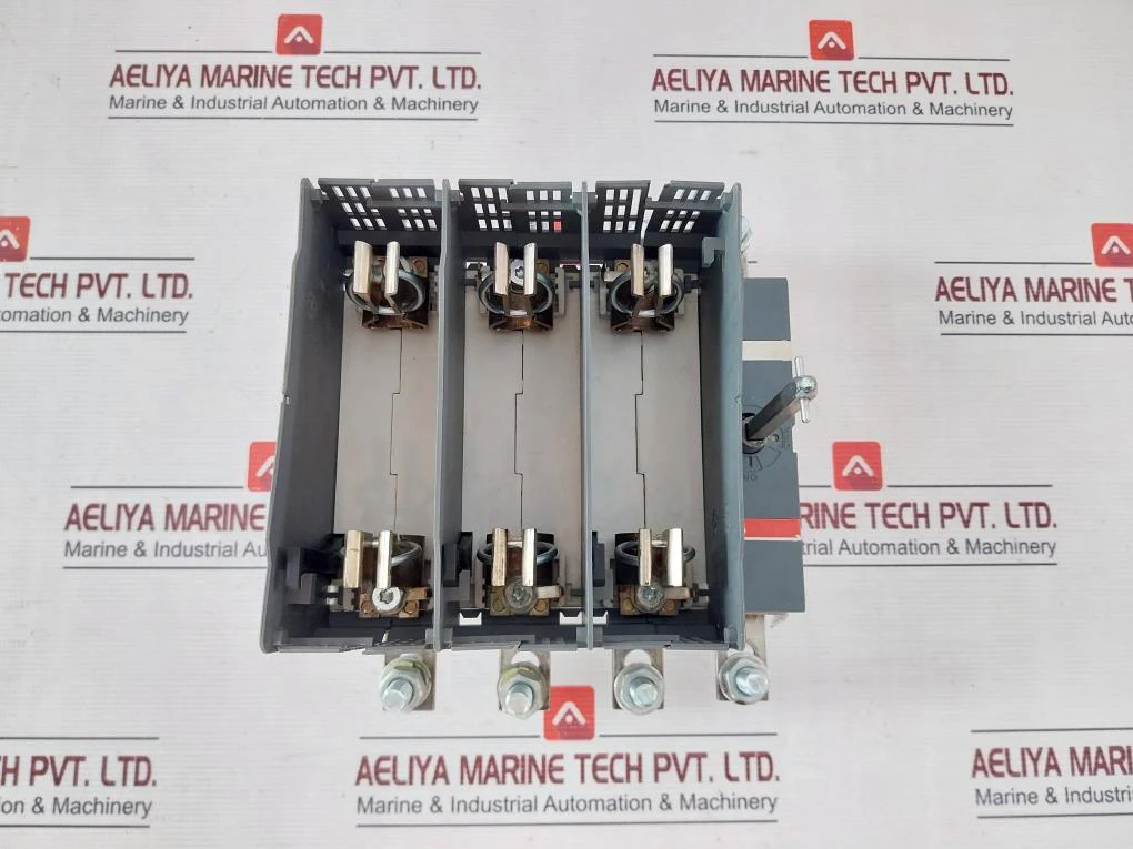 Abb Os 200D03N3 Switch Disconnector Fuse 690V 200A 50-60Hz 17W 12Kv - Image 2