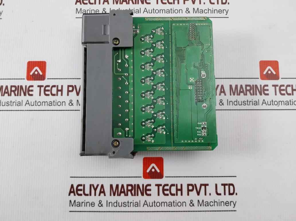 Allen Bradley 1746-ov16 Output Module 3802 - Image 5