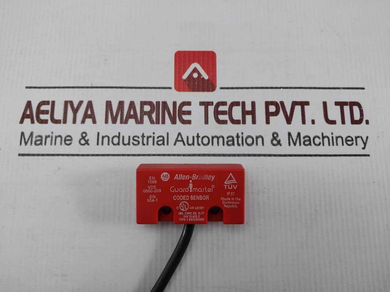 Allen-Bradley 440N-Z2NRS1C A Coded Non-Contact Safety Switch 24V Class 2 - Image 6