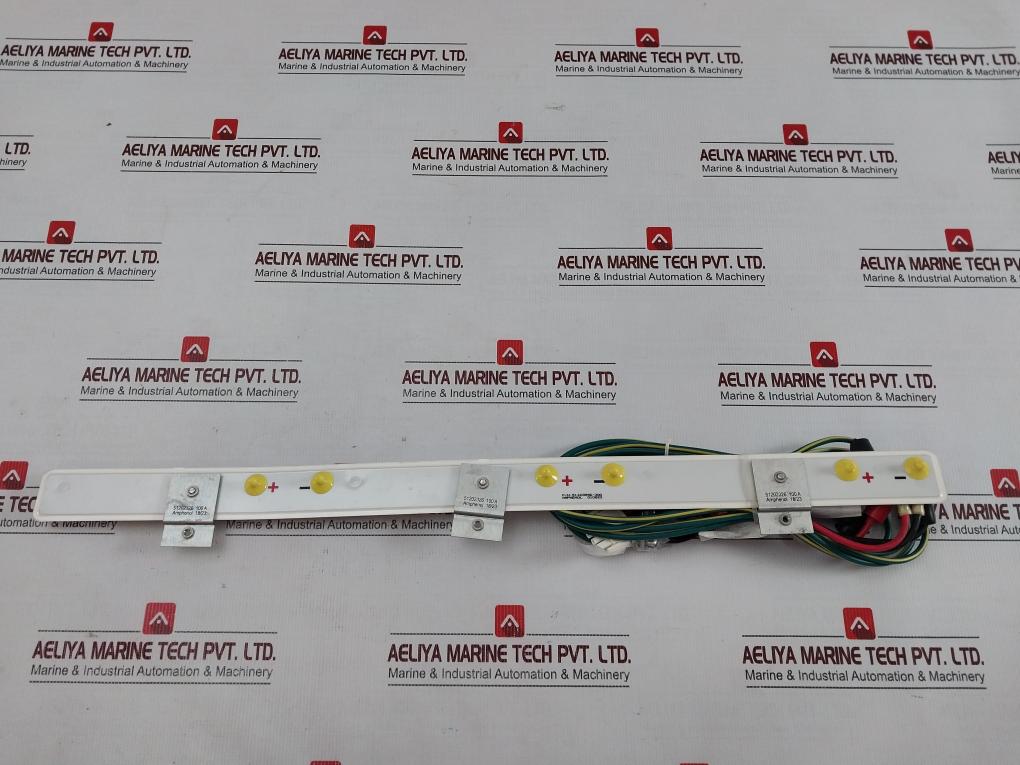 Amphenol 51403896-200 Bus Bar Electronic Connector 51202324-110 Rev C - Image 2