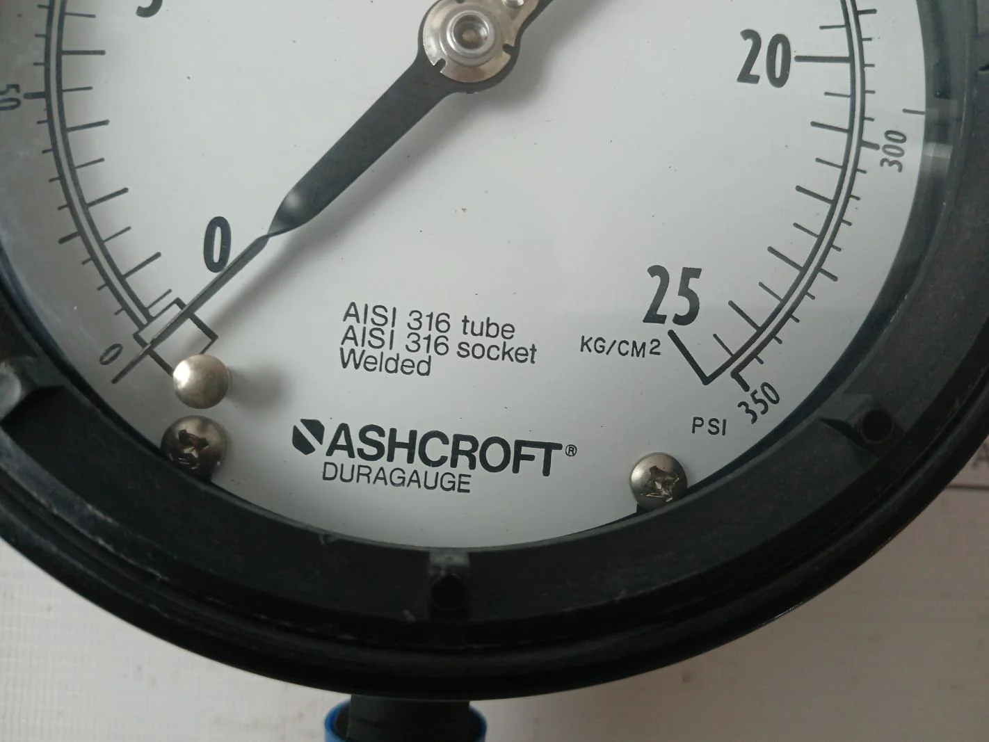 Ashcroft 0-350 Psi Duragauge Pressure Gauge 0–25 Kg/Cm2 - Image 7
