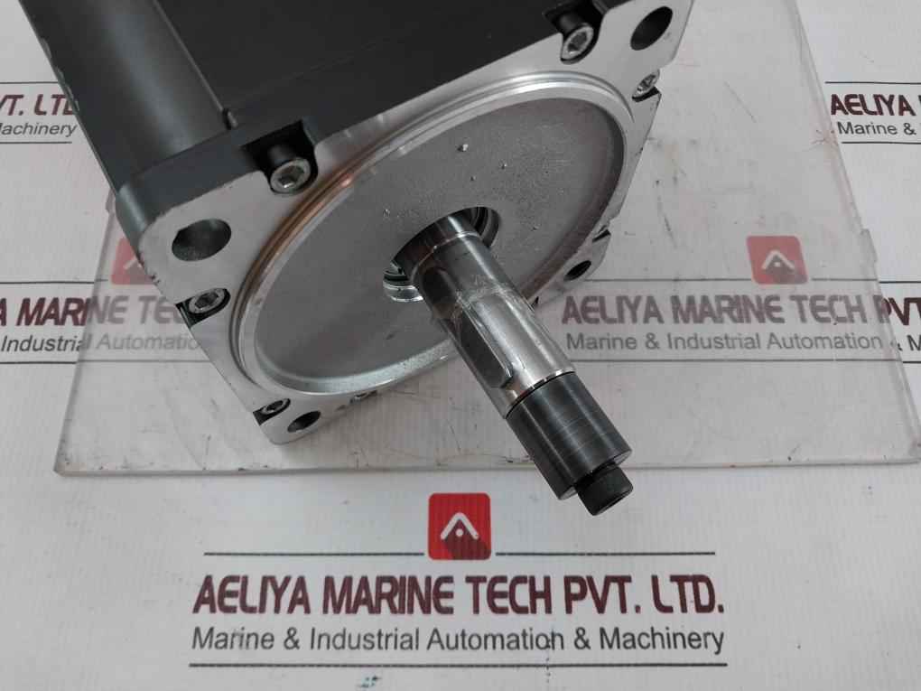 B&R 8Lsa57.Db030S100-3 Synchronous Motor Rev C8 Ip64 E360421 400V - Image 10