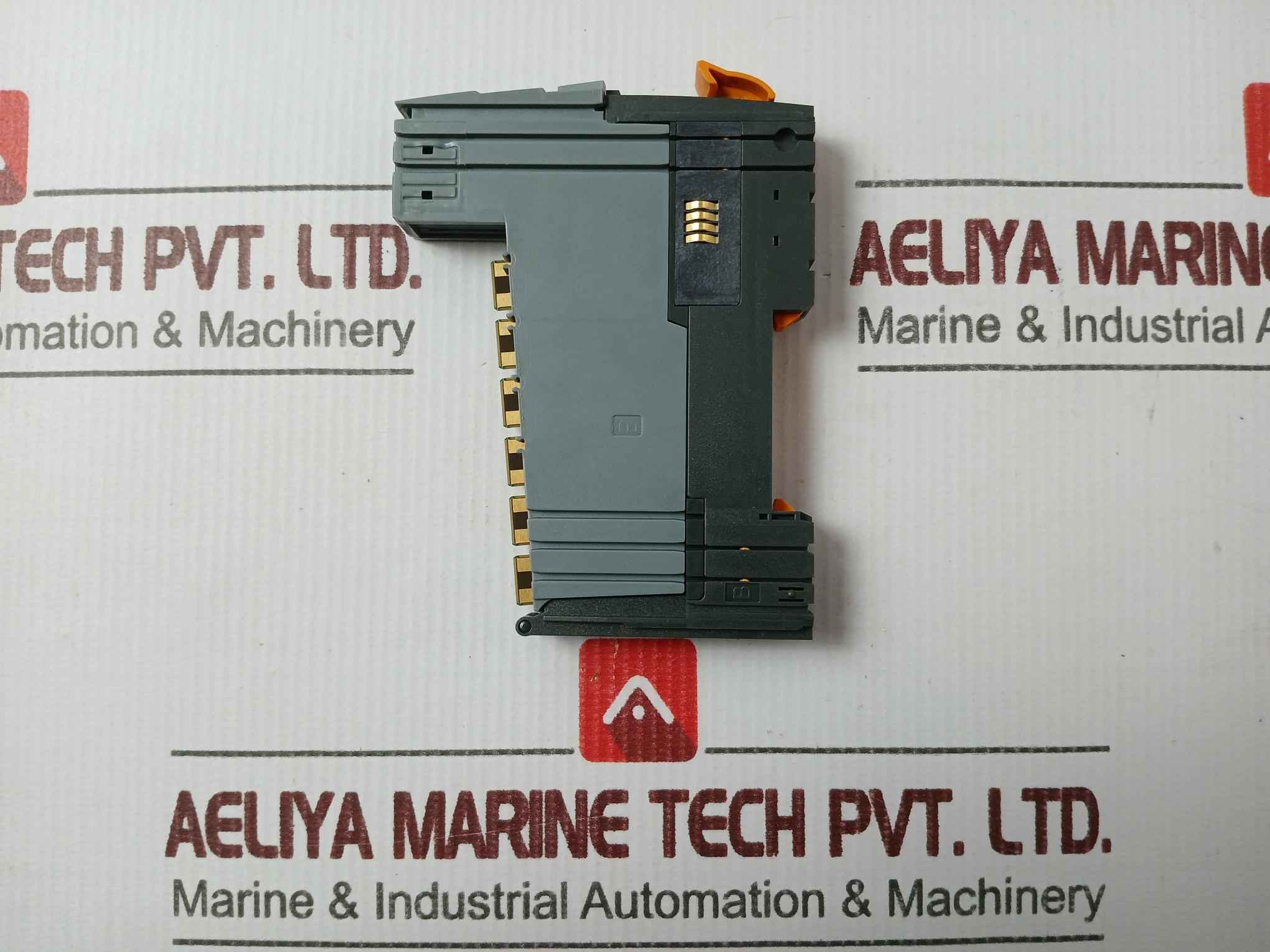B&R-automation X20 At 6402 Temperature Input Module 24Vdc 70811078783 - Image 2
