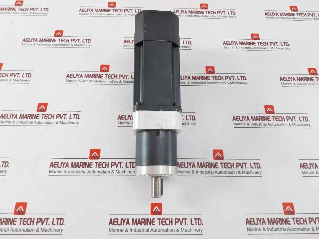 B&R 8Lsa35.Db030S200-3 Synchronous Servo Motor W/ Gearbox Ip64 E360421 Rev.A0 - Image 3