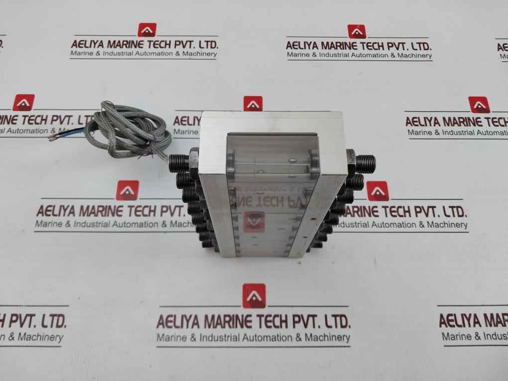 Baumer Electric 8 Outlets Flow Indicator 1.5 Meter Di 12.82.01/1 - Image 7