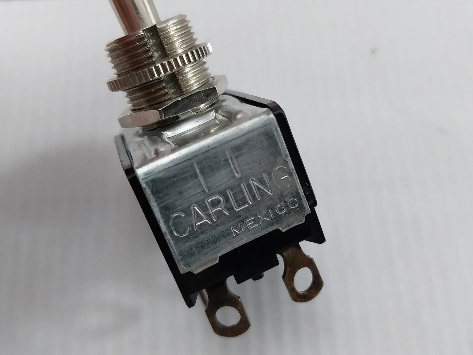 Carling 10A-250 Vac Heavy-duty Toggle Switch - Image 4
