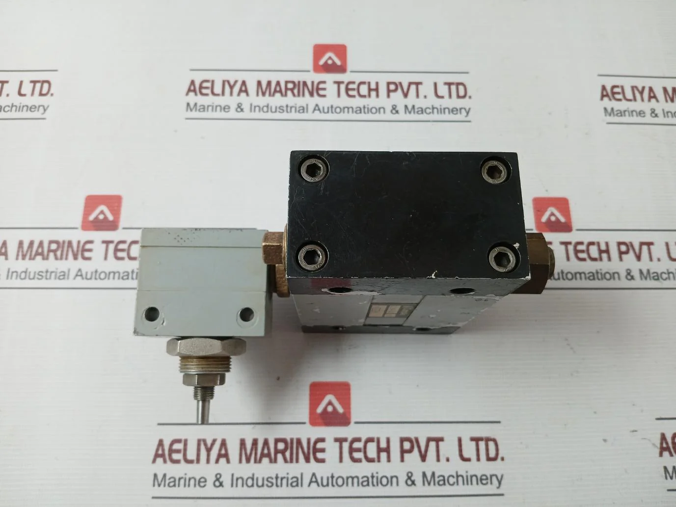 Compair 8L304-102 Pneumatic Valve - Image 3