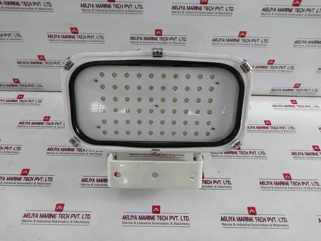 Daeyang Pf50L-550Uwcfc60 Led Flood Light For Marine Use Ac 100-240V 50/60Hz 50W - Image 4
