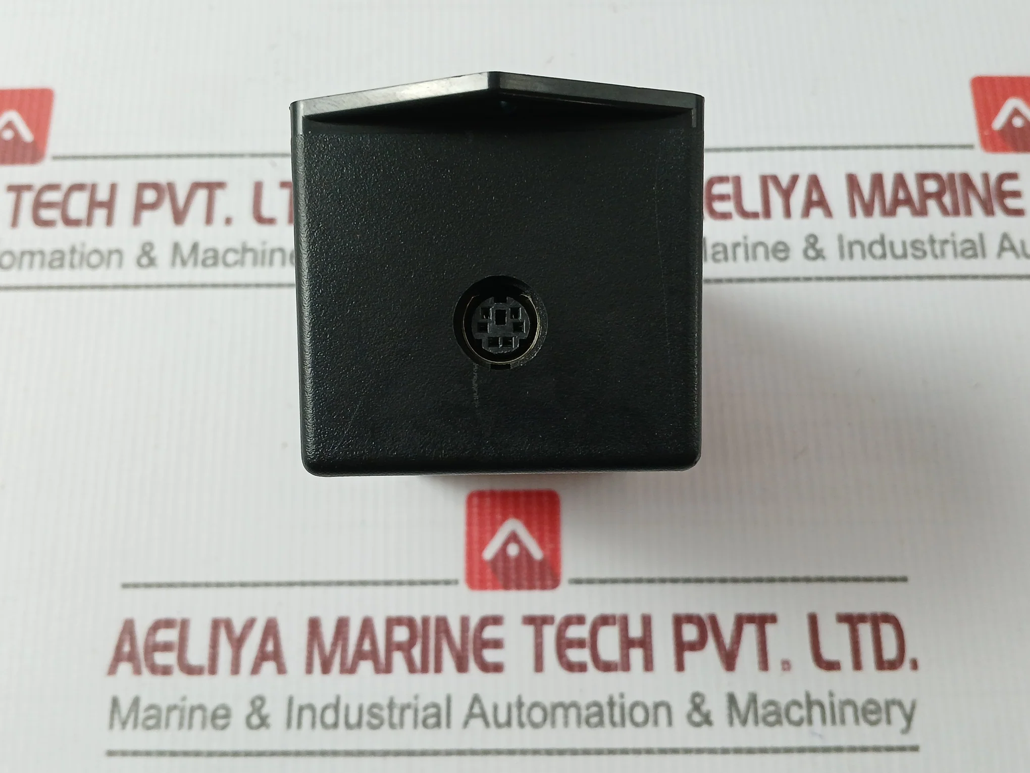 Daisy Data Displays P070-000294-01 Isolator For Keyboard And Pointing Device Ps - Image 5