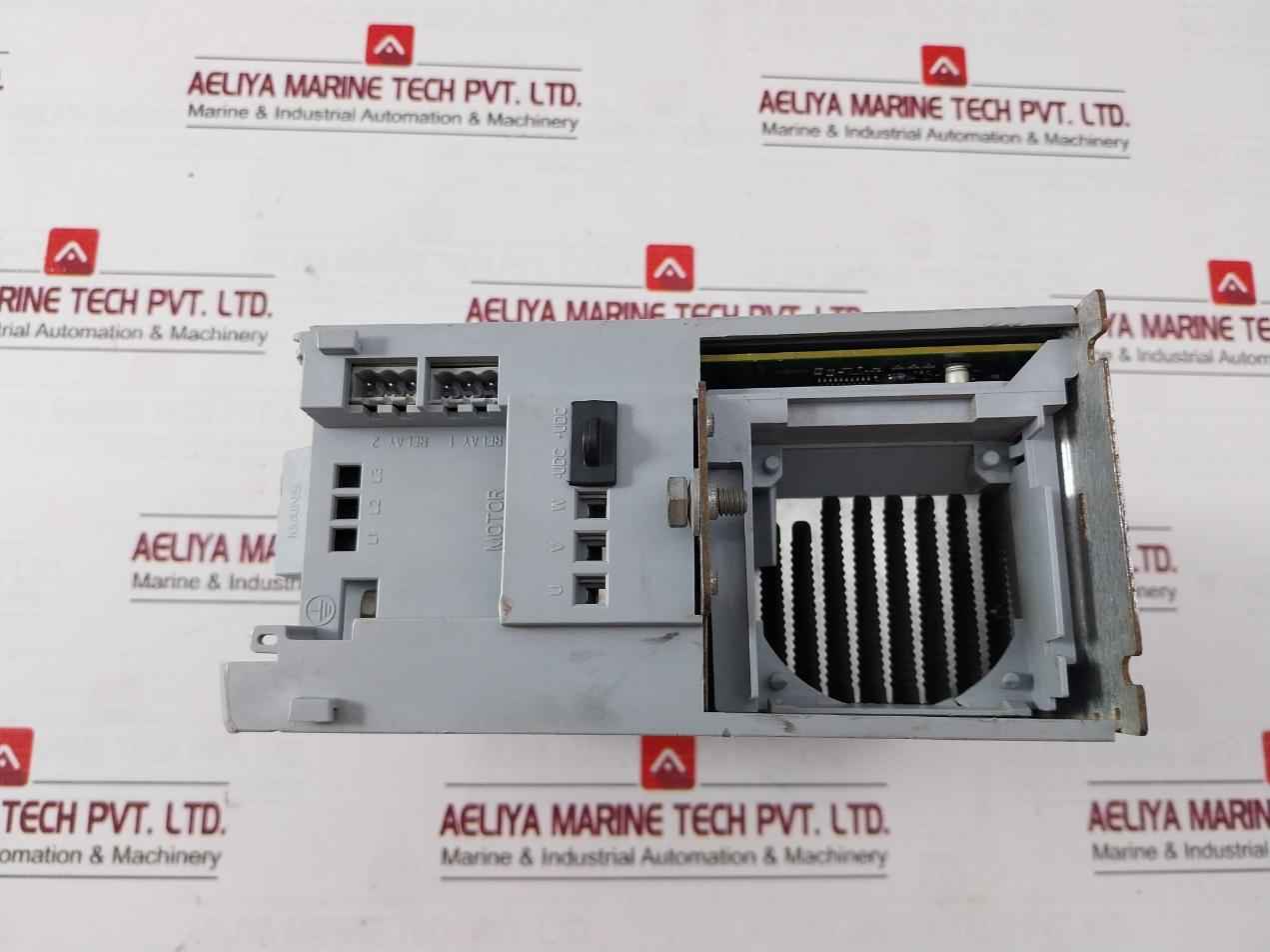 Danfoss 131L9866 Hvac Basic Drive Frequency Inverter 50/60Hz 8.3A (Not Working) - Image 7