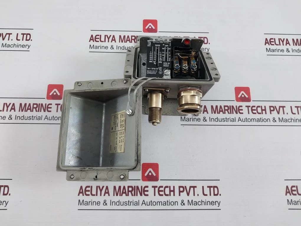 Danfoss Kps35 Pressure Switch Ip67 0-0.8 Mpa 0-120 Psig A1022 0.4-1.5 Bar - Image 5
