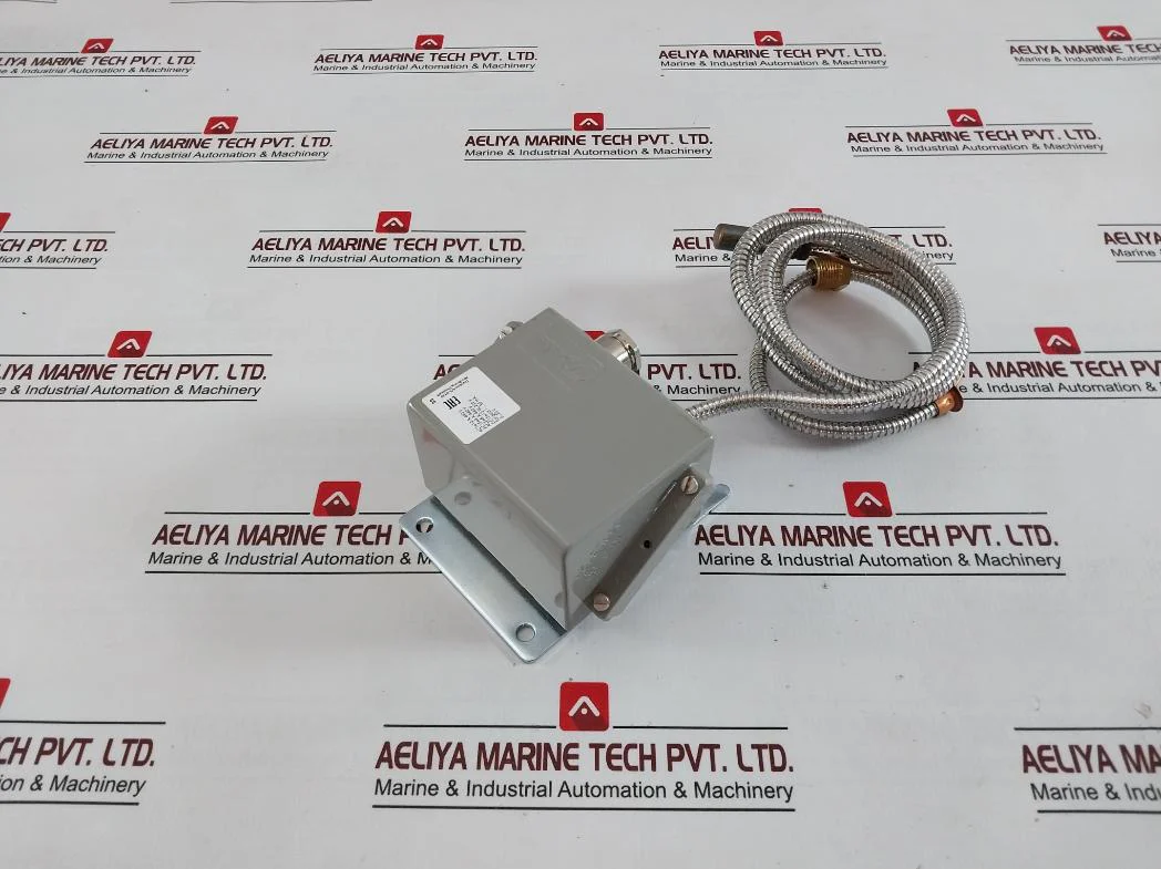 Danfoss Kps80 Thermostat Temperature Switch 70-120C Ac1 10A Ip67 5-30V A0965 - Image 5