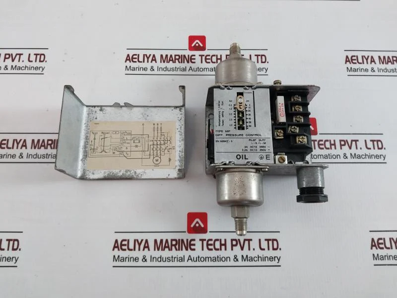Danfoss Mp Differential Pressure Control 0.3-4.0 Bar 250V Ac - Image 5