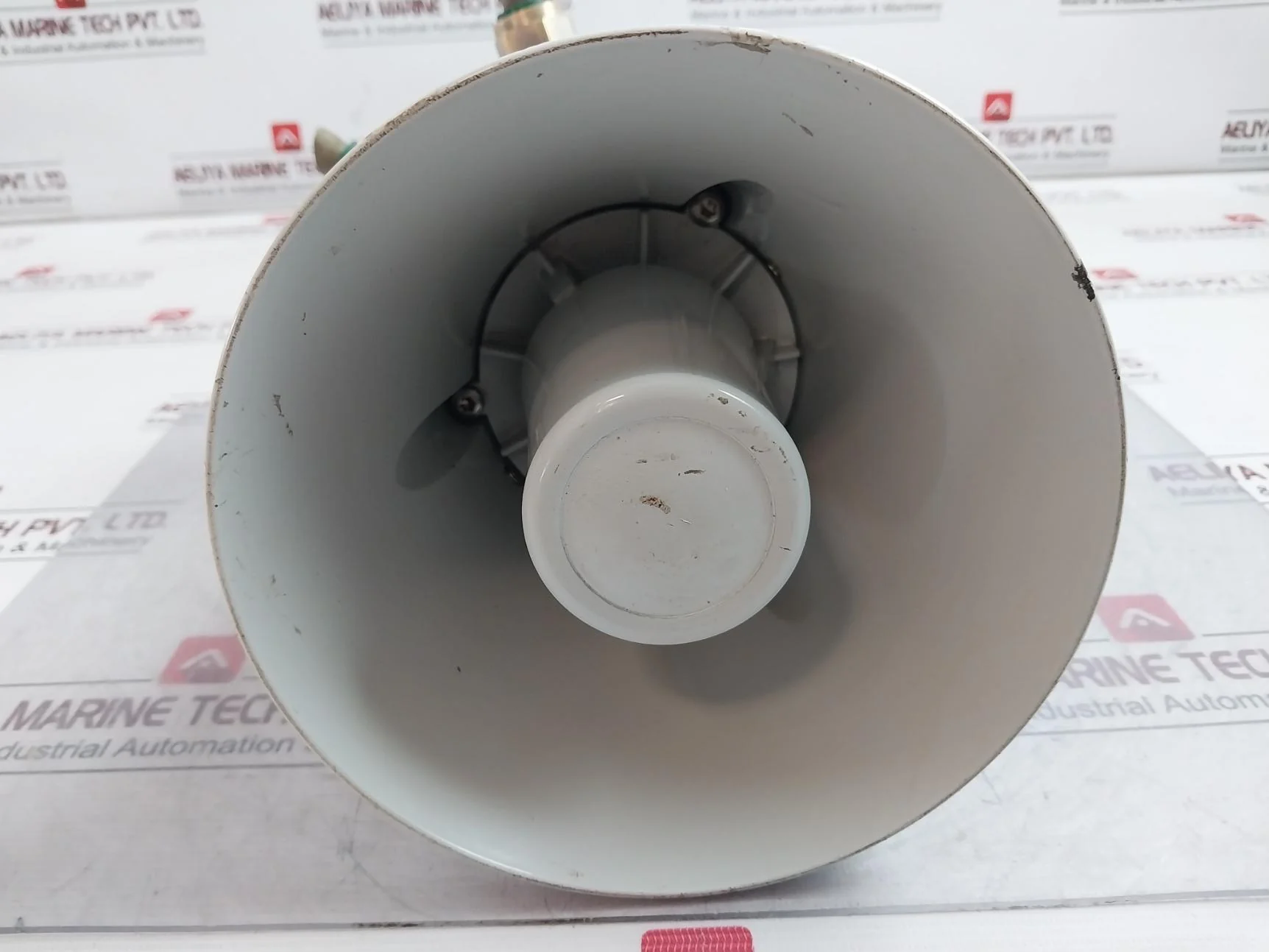 Dnh Hs-15Eexiin(T) Horn Loudspeaker 15W 70/100V 150-20000Hz Ip67 - Image 2