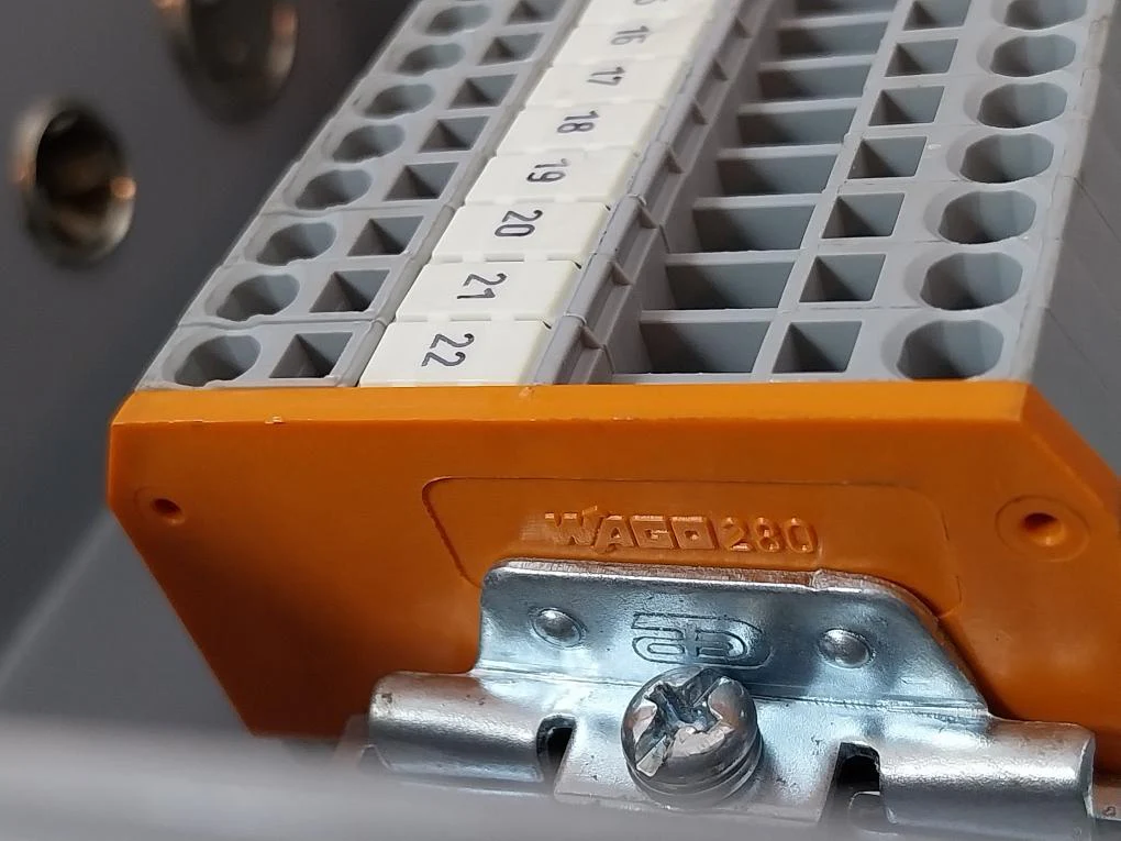 Doosan Engine Wago J/B B Wacs O Wacs Electrical Junction Box 660V-800V 4Mm2 - Image 9
