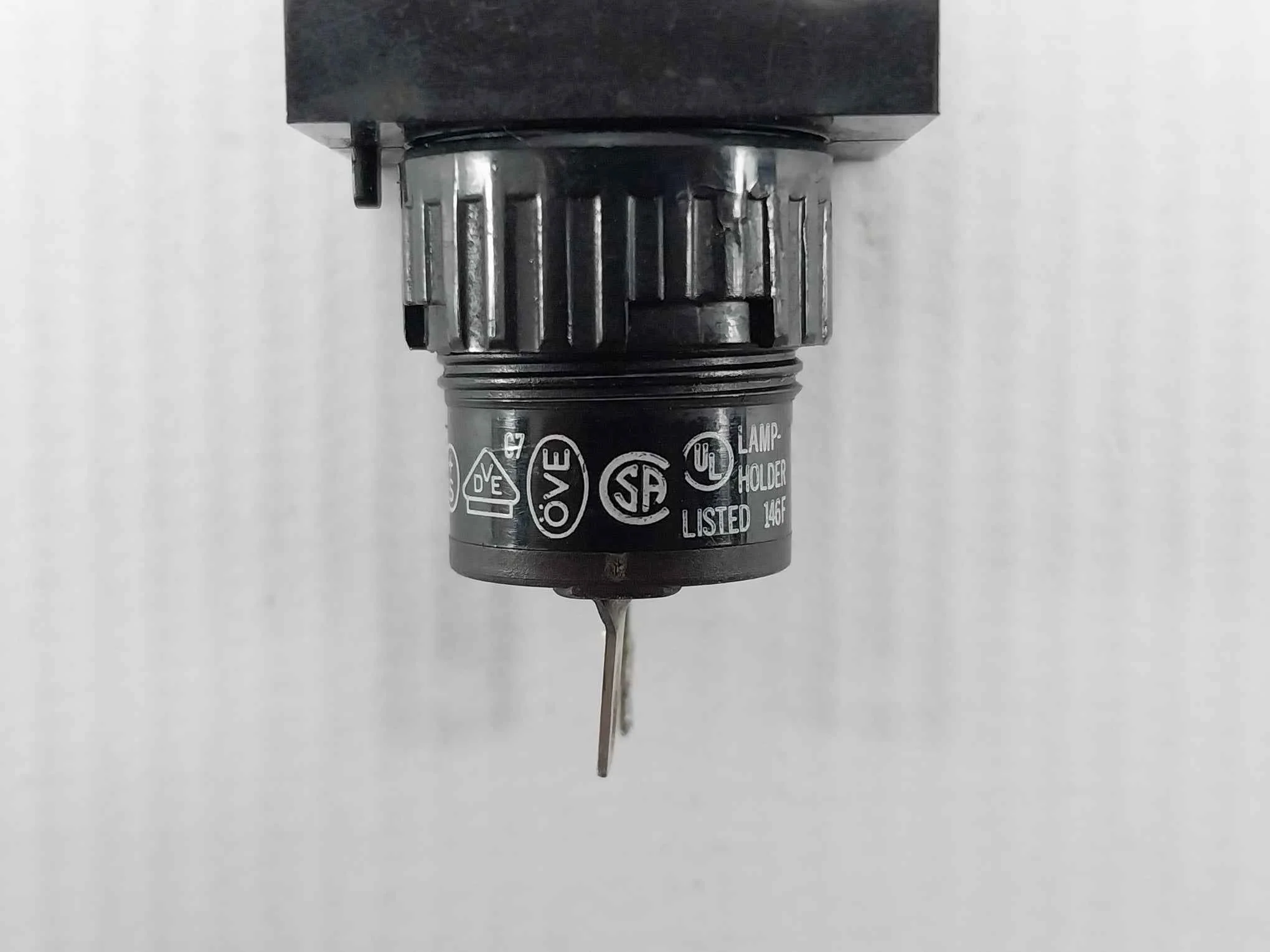 Eao 31-040.002 Red Led Indicator Actuator 60V - Image 8