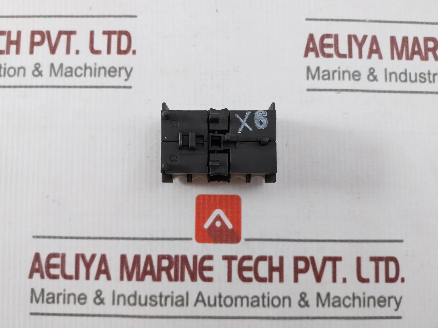 Eaton 22 Dile Auxiliary Contact Module 10A - Image 2