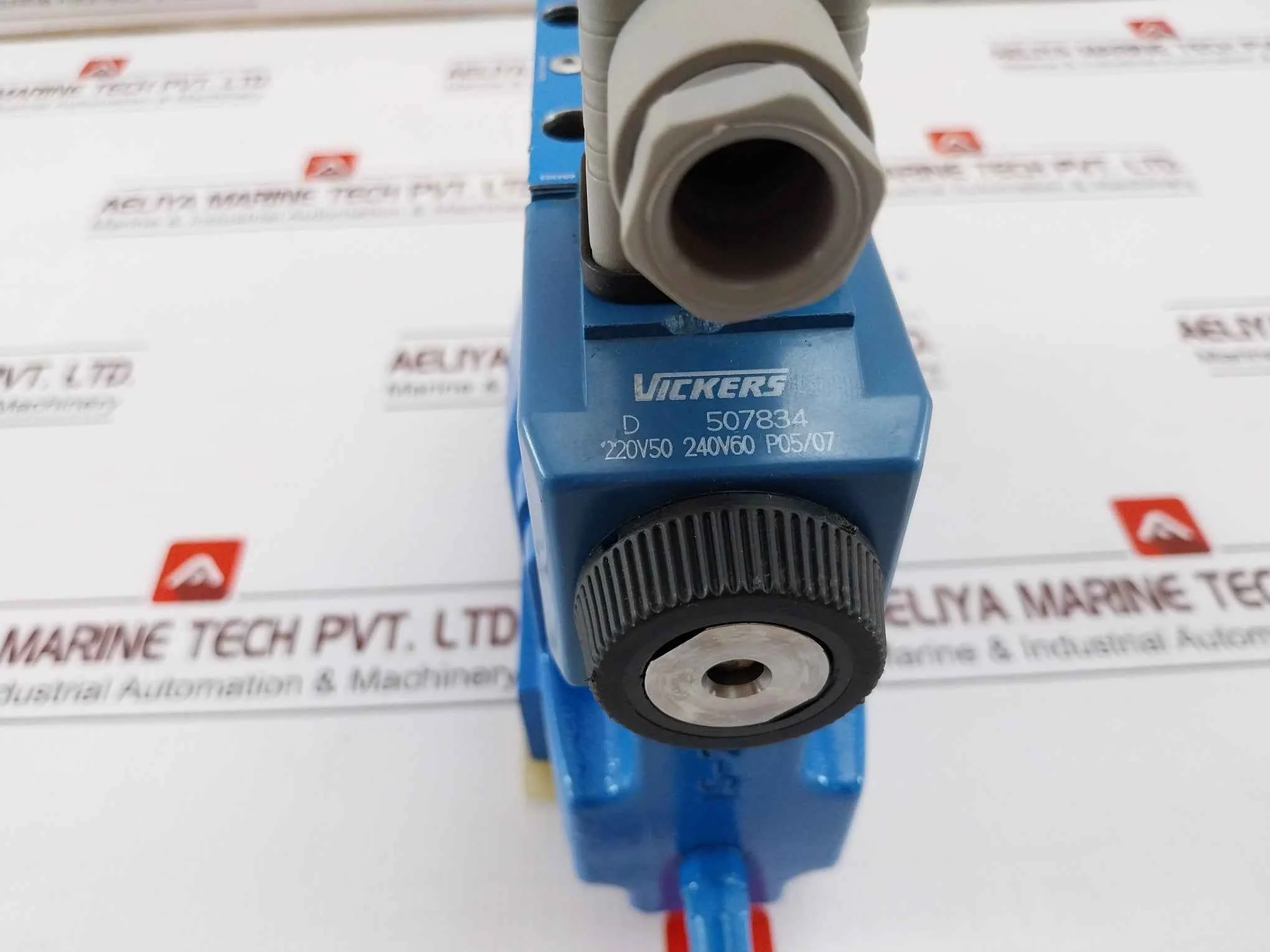 Eaton Dg4V 3 2A M U D6 60 Pilot Valve 220V-240V 50/60Hz 350 Bar - Image 11
