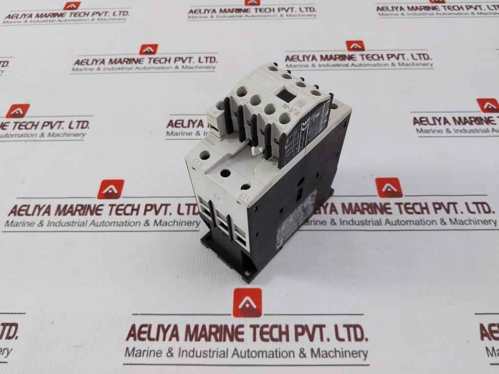 Eaton Dil M40 Moeller 3-pole Power Contactor With Auxiliary Contact Block 8000V - Image 4