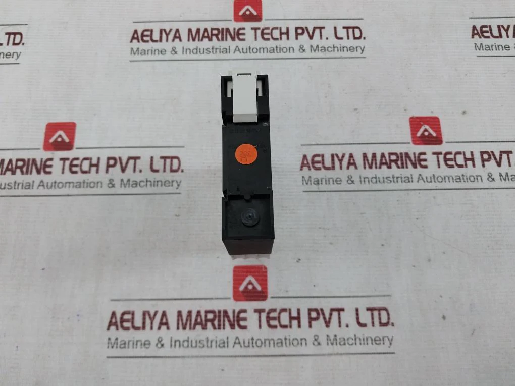 Eaton Emt6 Thermistor Overload Relay Ac24-240V 50/60Hz Il03407100Z - Image 4