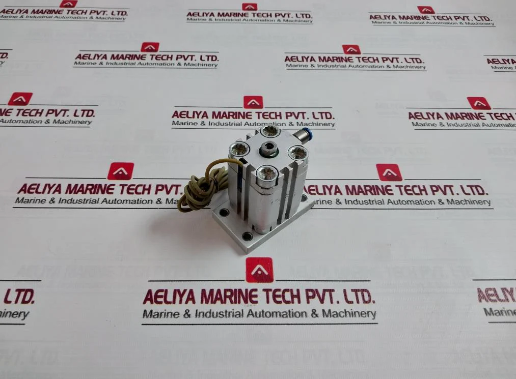 Festo Advu-32-25-p-a Compact Cylinder 10Bar - Image 3