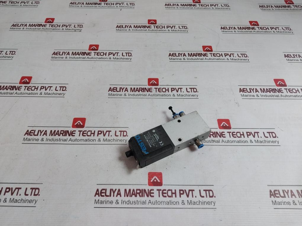 Festo Mpye-5-m5-010-b Proportional Directional Control Valve Hw 1009 7105421 - Image 4