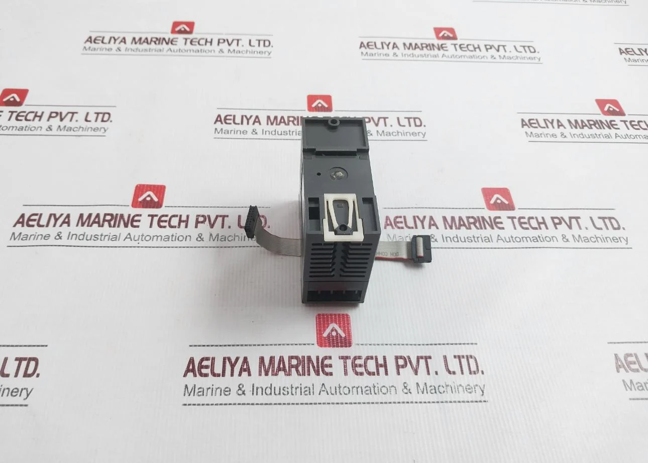 Fuji Electric Wsz-8Xyr Programmable Logic Controller Expansion Module - Image 2