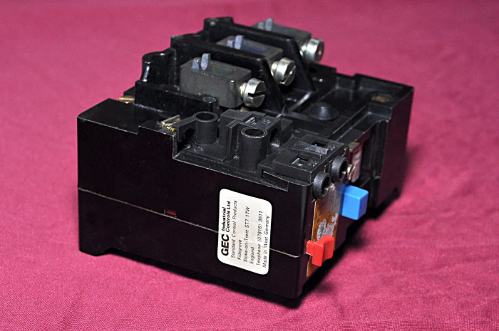 Gec mto 81 overload relay - Image 7