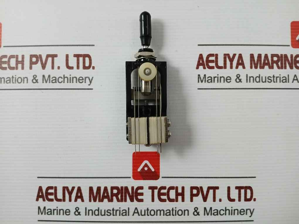 General Control Company Mcm-m3-a-0-a-0 Lever Switch 2411086 - Image 3