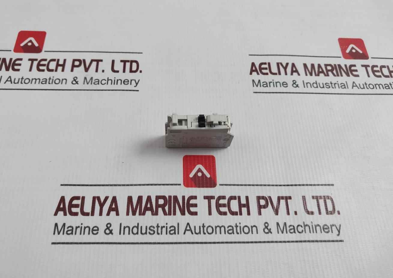 General Electric Bclf10 Auxiliary Contact Block A600 Q600 - Image 2