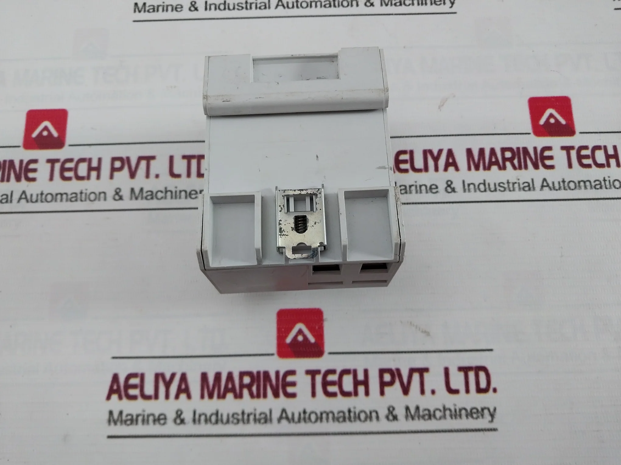 Hager Spn065N Surge Protection Device 230V 50/60Hz Spn 465R T2 - Image 2