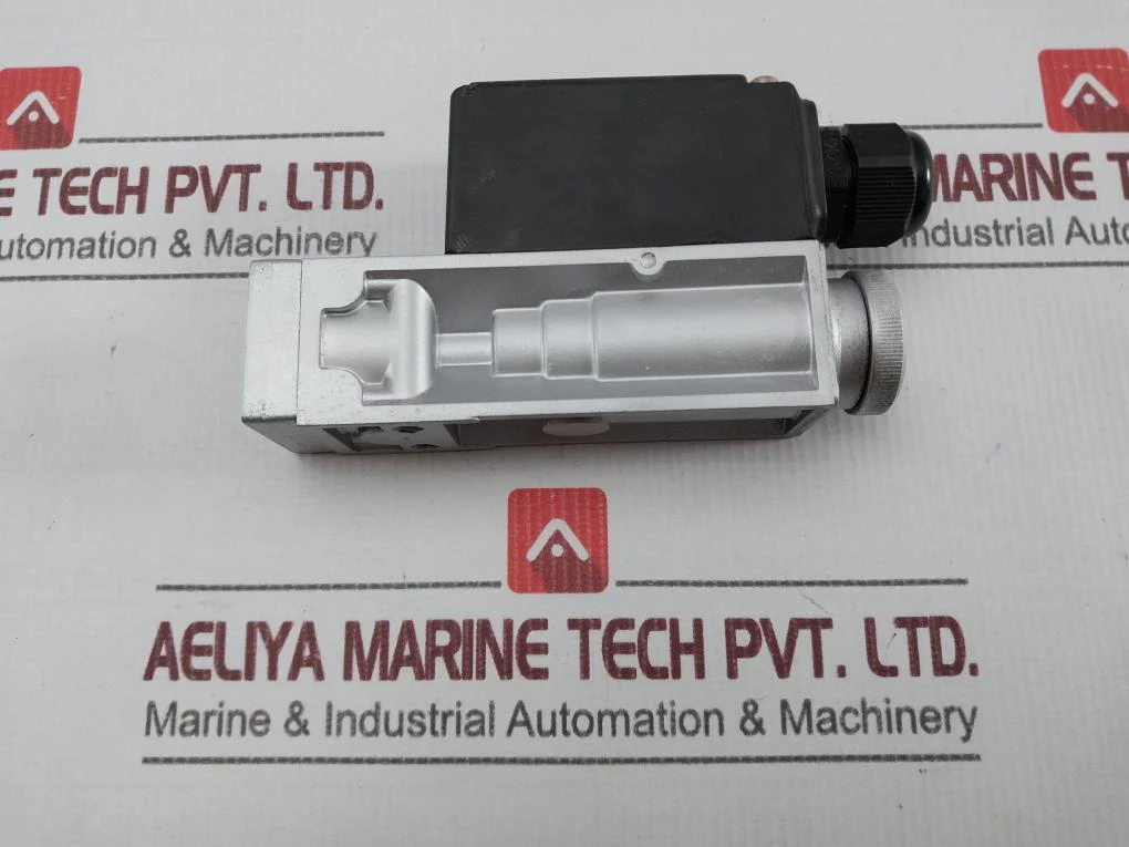 Herion 0820167 Adjustable Pressure Switch 250V 6A 0.2-12 Bar - Image 2