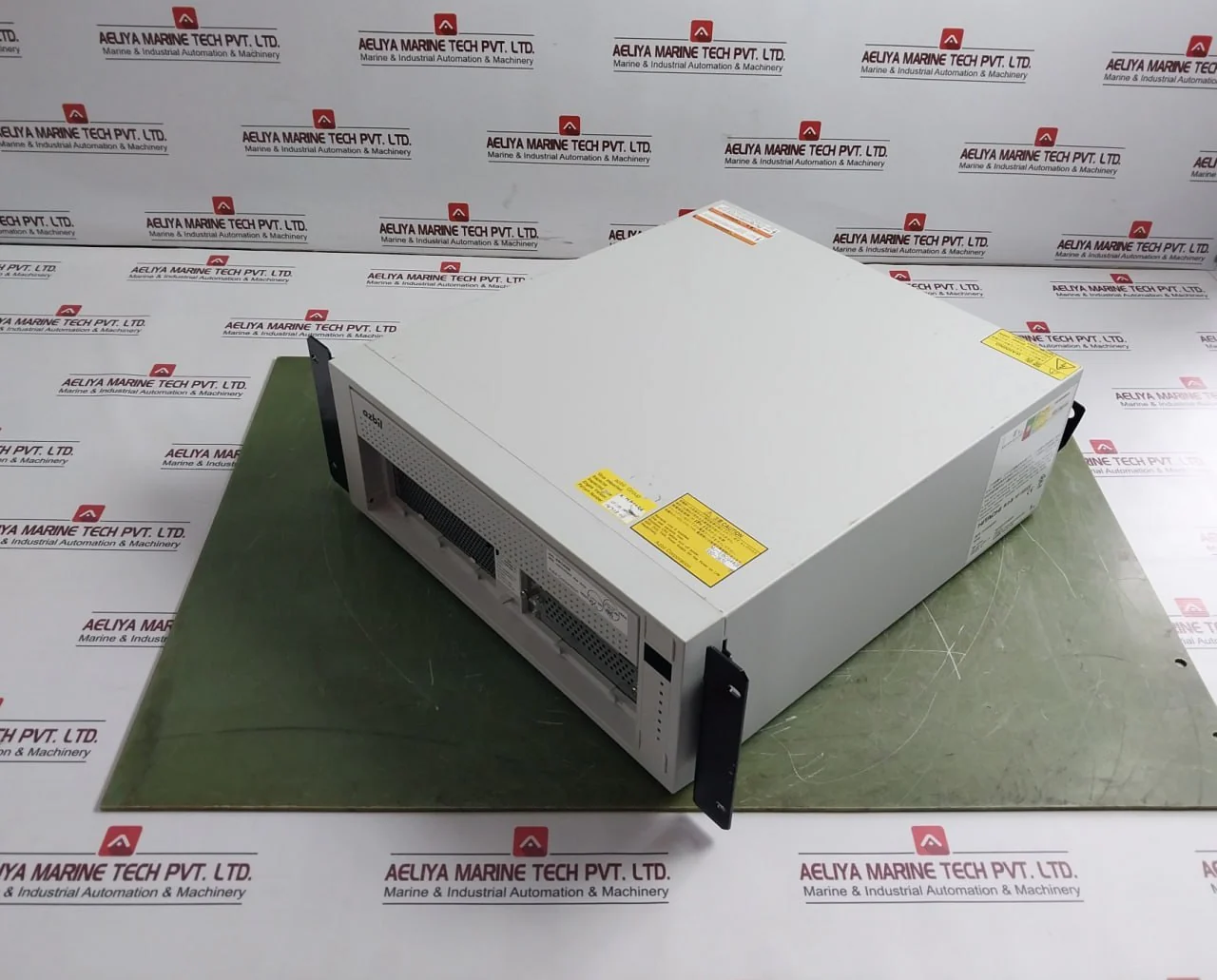Hitachi Hf-w6500 Industrial Computer Cpu 100V-240V Hj-65459Ewed - Image 3
