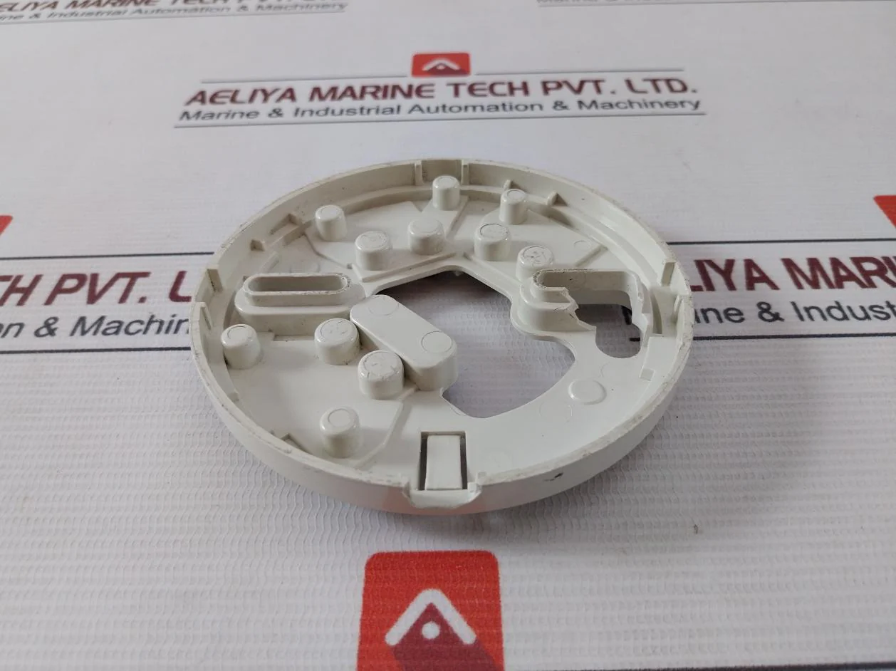 Hochiki Ybn-r/6 Conventional Base 2-3-0-501 - Image 4