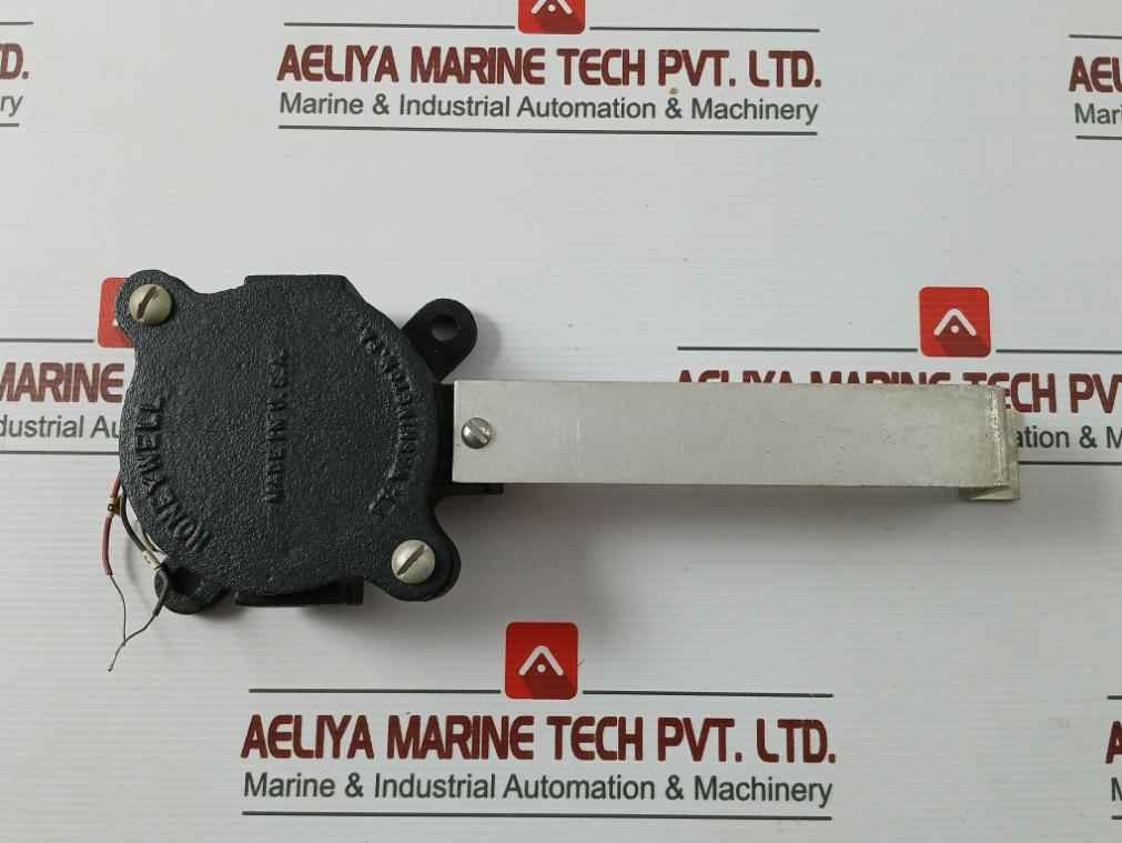 Honeywell 30075584-2 Rtd Sensor Probe - Image 5