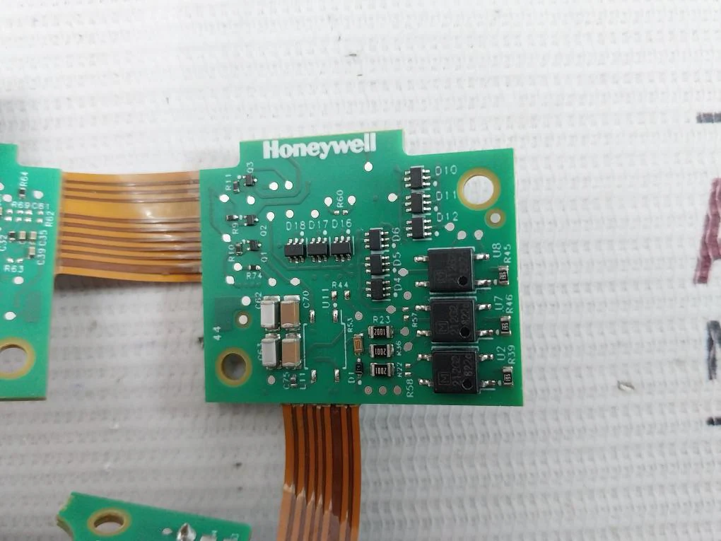 Honeywell 50136125-a Printed Circuit Board Assembly - Image 10