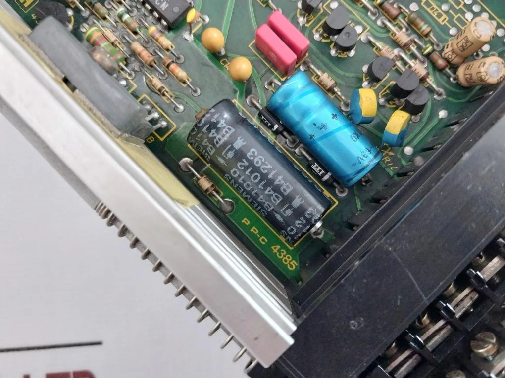 Honeywell Q642A1008 Controller Output Module Micronik 100 43180947 Rev. K 24V - Image 10