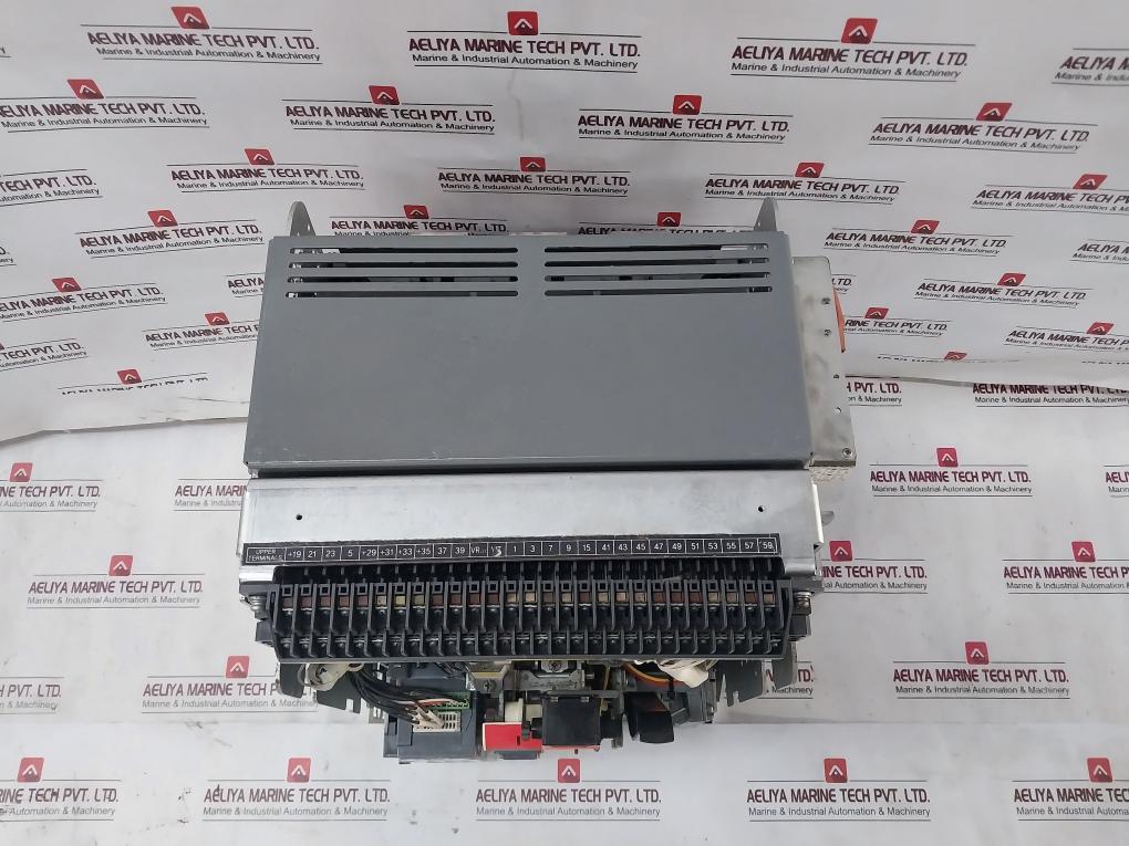 Hyundai Uan16A3B M1C1S168T 3-pole Air Circuit Breaker 12Kv 1000V 50/60Hz - Image 5