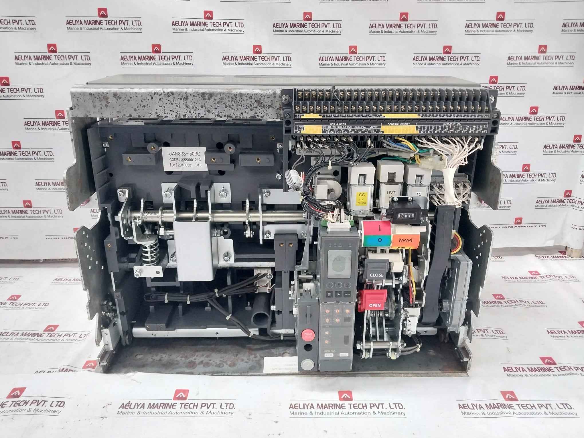 Hyundai Uan50C3C M1C1S168S Air Circuit Breaker 3-pole 50/60Hz 1000V 5000A - Image 13
