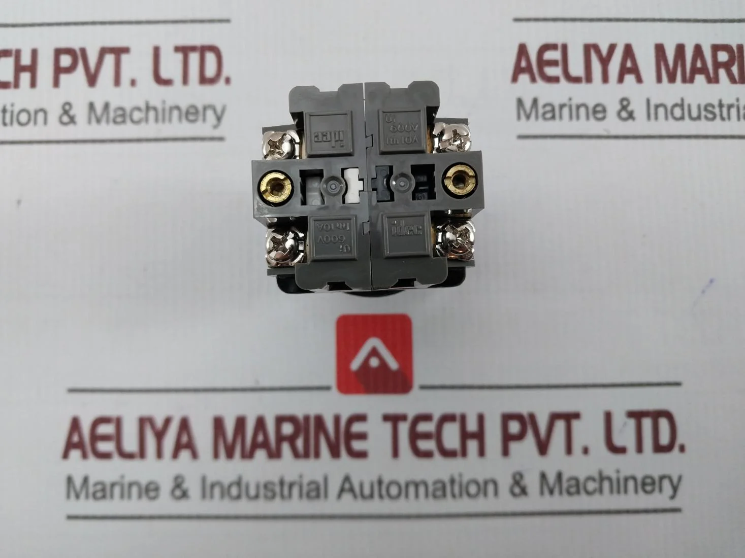 Idec Asn307S Stop/Run Selector Switch Ac 125V 5A Ac 300V 3A C0S3 - Image 2