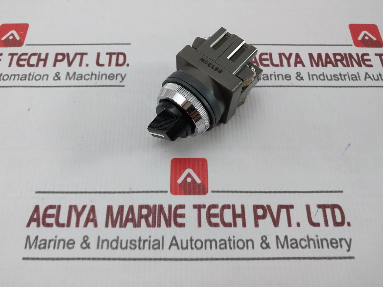 Idec Asn307S Stop/Run Selector Switch Ac 125V 5A Ac 300V 3A C0S3 - Image 3