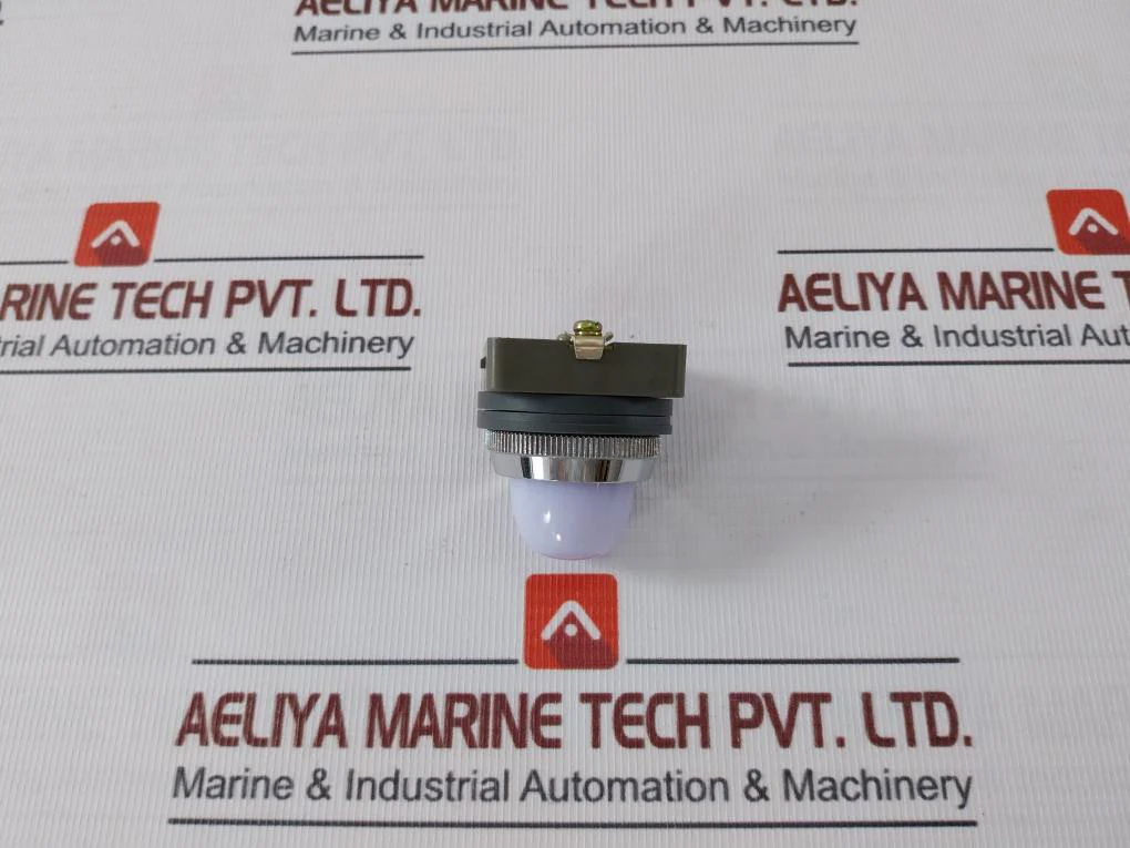 Idec Pilot Light 24V 50-60Hz 30V 2W - Image 5